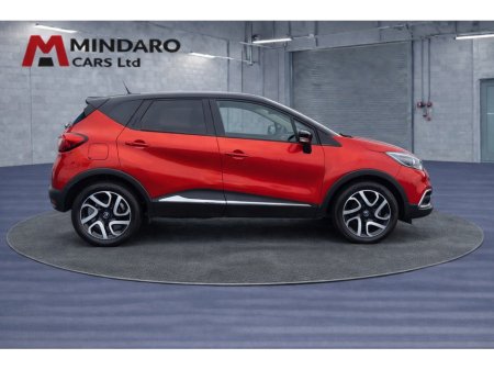 2017 Renault Captur SIGNATURE 1.5 DCI 90 20 4DR//FINANCE AVAILABLE €9,995 thumbnail