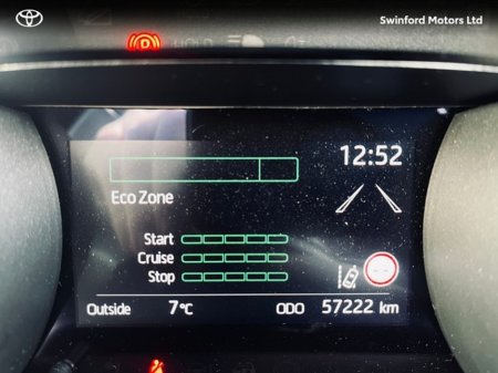 2022 Toyota Yaris Cross CR CROSS LUNA 4DR AUTO €24,500 thumbnail