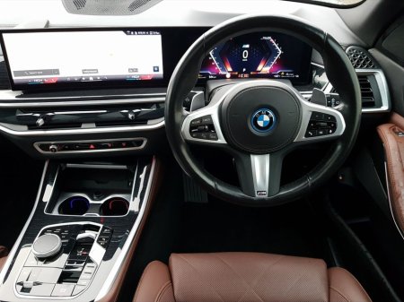 2023 BMW X5 xDrive50e M Sport €79,995 thumbnail