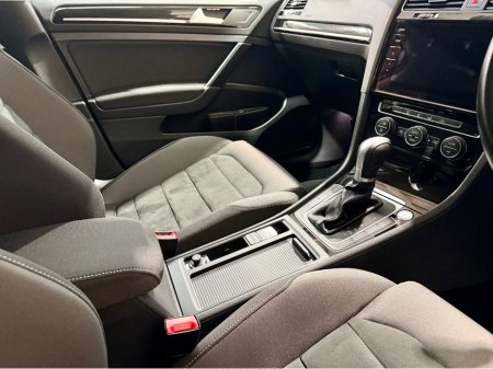 2018 Volkswagen Golf - thumbnail 15