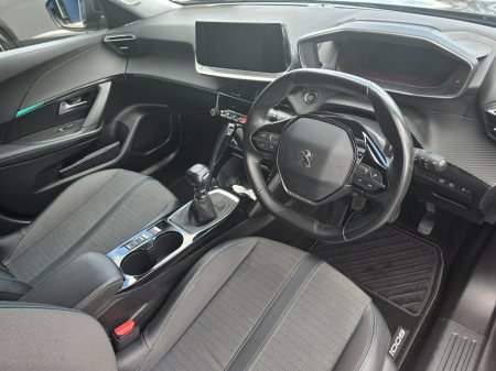 2022 Peugeot 2008  €14,950