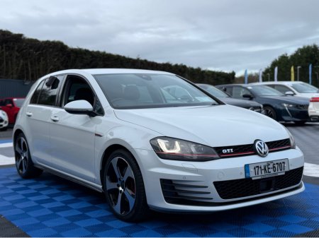 2017 Volkswagen Golf - thumbnail 8