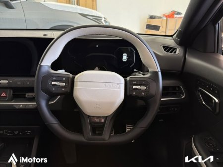 2026 Kia K4 GT-LINE thumbnail