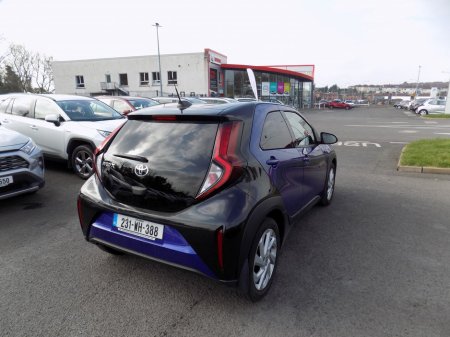 2023 Toyota Aygo X DESIGN 4DR €18,495