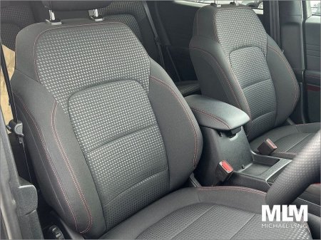 2025 Ford Kuga 2.5 Duratec 225PS PHEV ST-Line Auto €39,995 thumbnail