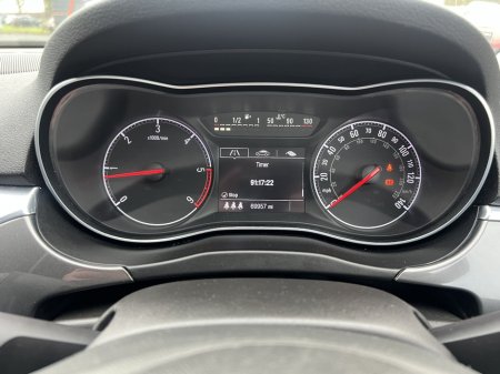 2017 Opel Corsa SE thumbnail