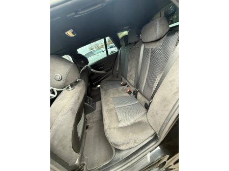 2014 BMW 3 Series - thumbnail 16