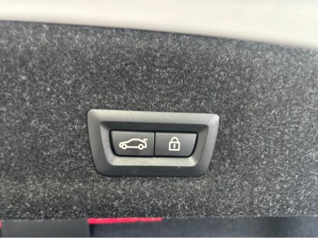 2021 BMW 3 Series - thumbnail 14