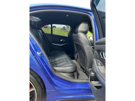 2019 BMW 3 Series - thumbnail 11