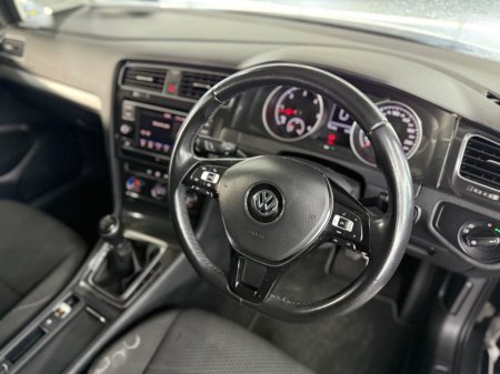 2019 Volkswagen Golf - thumbnail 19