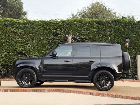 2025 Land Rover Defender - thumbnail 7