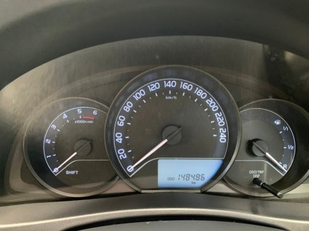 2019 Toyota Auris 1.4 D4D TERRA CAR VAN // PRICE EXCL. VAT // LOW MILEAGE // GREAT CONDITION // 04/26 CVRT // €6,906 thumbnail