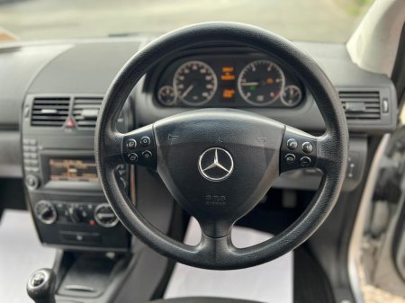 2012 Mercedes-Benz A Class - thumbnail 10