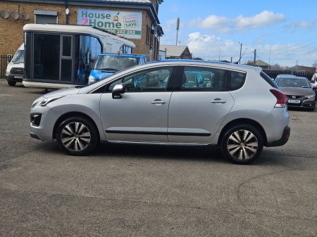 2016 Peugeot 3008 - thumbnail 5