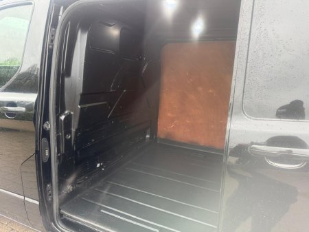 2022 Ford Transit Custom CUSTOM 300 LIMITED EDITION P/V ECOBLUE €20,850 thumbnail