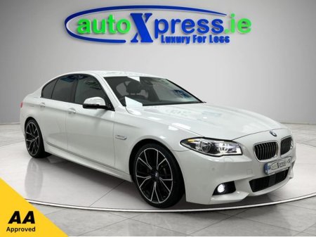 2016 BMW 5 Series 523D xDrive M SPORTS Automatic, Reversing camera