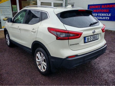2018 Nissan Qashqai 1.2 SV 18 4DR €15,800