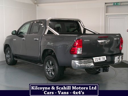 2021 Toyota Hilux - thumbnail 5