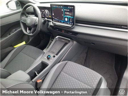 2026 Volkswagen T-Roc NEW R-LINE 1.5eTSI mHEV 150HP AUTO €52,620 thumbnail
