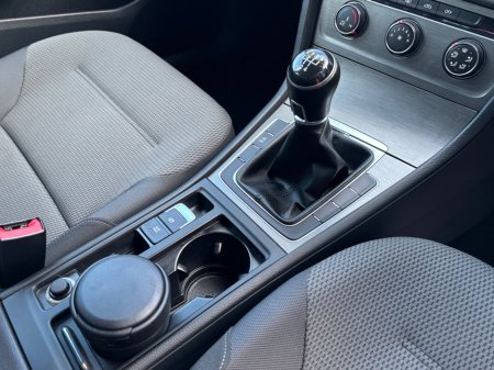 2013 Volkswagen Golf - thumbnail 7