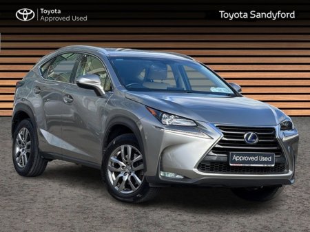 2016 Lexus NX 300 h HYBRID AUTO // LEATHER HEATED SEATS // REAR CAMERA & PARK ASSIST // CLIMATE CONTROL // BLUETOOTH // 12 MONTH WARRANTY