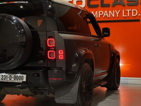 2023 Land Rover Defender - thumbnail 22