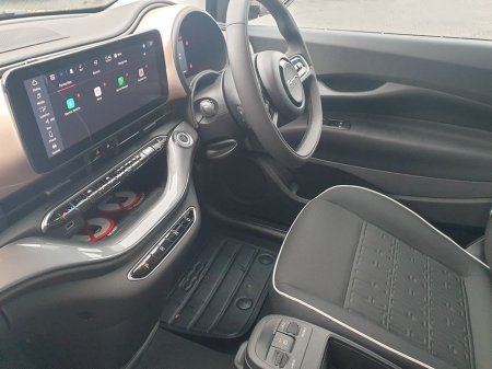 2025 Fiat 500 Icon 42kWh (320Kms WLTP Range) €19,950 thumbnail