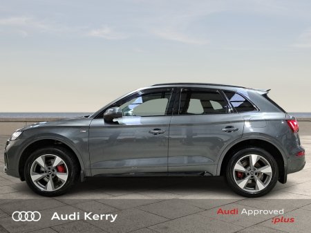 2024 Audi Q5 50TFSI E QUATTRO S-LINE AUTOMATIC €56,900 thumbnail