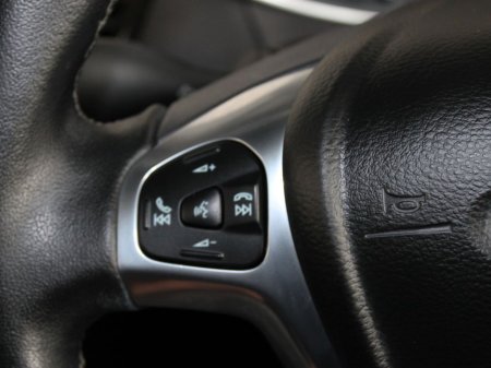 2014 Ford Fiesta 1.25 Zetec 82PS 3DR €7,999 thumbnail