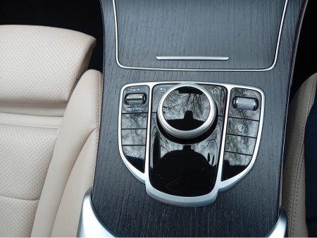 2019 Mercedes-Benz C Class - thumbnail 23