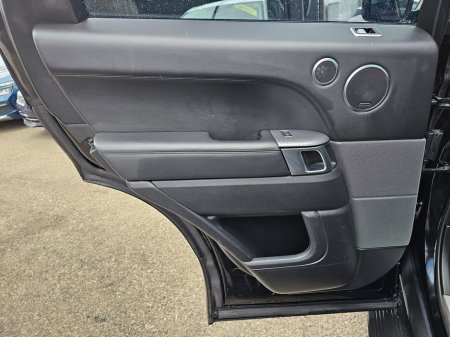 2020 Land Rover Range Rover - thumbnail 18