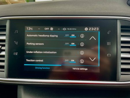 2018 Peugeot 308 - thumbnail 36