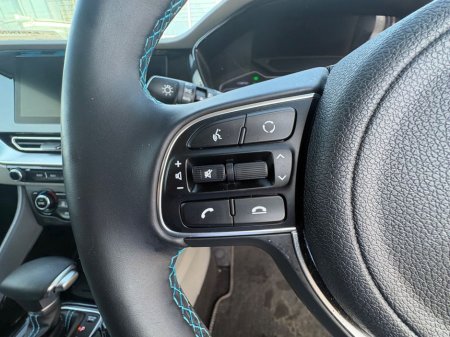 2021 Kia Niro - thumbnail 16