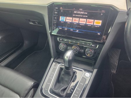 2020 Volkswagen Passat - thumbnail 9