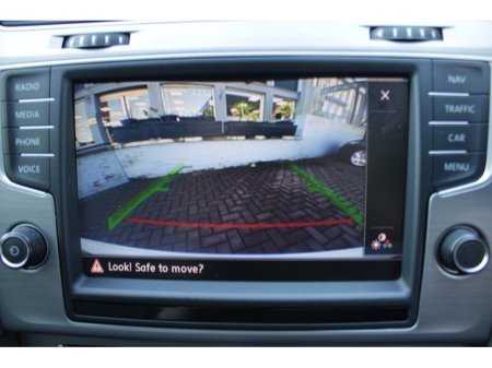 2016 Volkswagen Golf - thumbnail 15