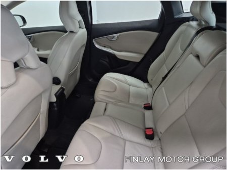 2019 Volvo V40 - thumbnail 8