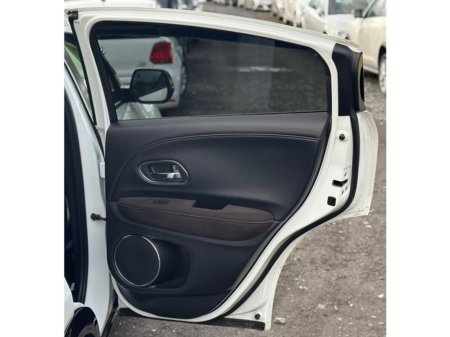 2019 Honda Vezel RS 1.5L Automatic Petrol Hybrid (7501) €19,995 thumbnail