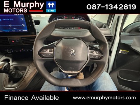 2022 Peugeot Partner - thumbnail 18