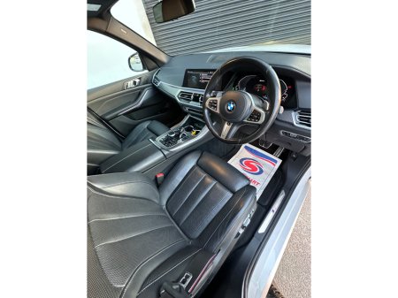 2020 BMW X5 - thumbnail 26