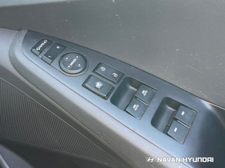 2018 Hyundai Ioniq - thumbnail 29