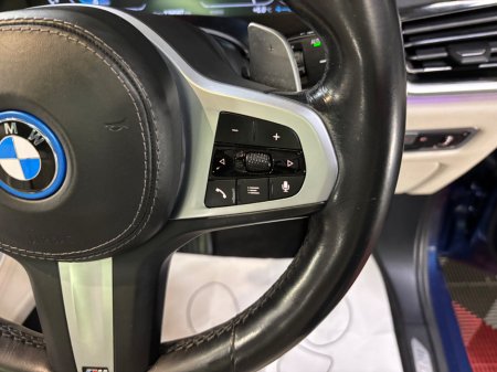 2022 BMW X5 xDrive45e xLine €59,950 thumbnail