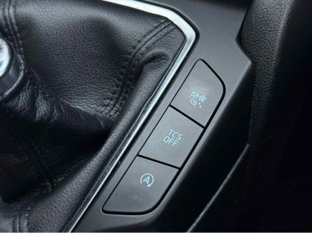 2018 Ford Focus 1.5 TDCI ZETEC 95PS 5DR €14,950 thumbnail