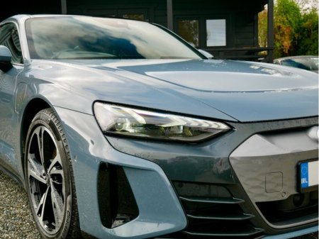 2024 Audi e-tron GT quattro - thumbnail 9