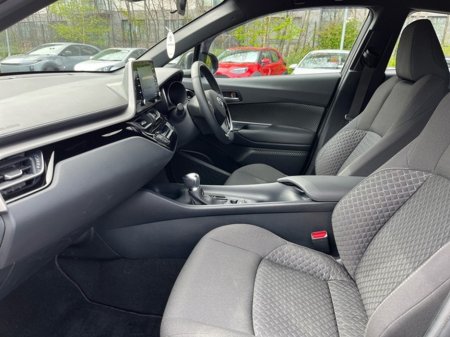 2023 Toyota C-HR - photo 6