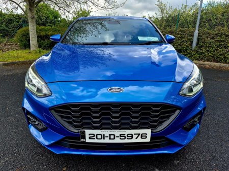 2020 Ford Focus - thumbnail 10