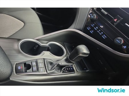 2022 Toyota Camry 2.5 EXECUTIVE HYBRID AUTO €30,995 thumbnail