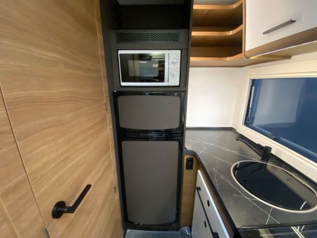 2026 Ford Transit Custom Benimar Tessoro T481 Auto 4 Berth €99,900 thumbnail