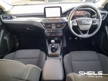 2022 Ford Focus - thumbnail 3