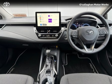 2026 Toyota Corolla COROLLA SALOON LUNA SPORT €38,500 thumbnail