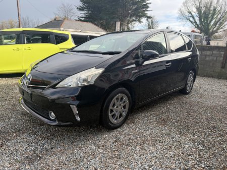 2015 Toyota Prius  €14,900 thumbnail